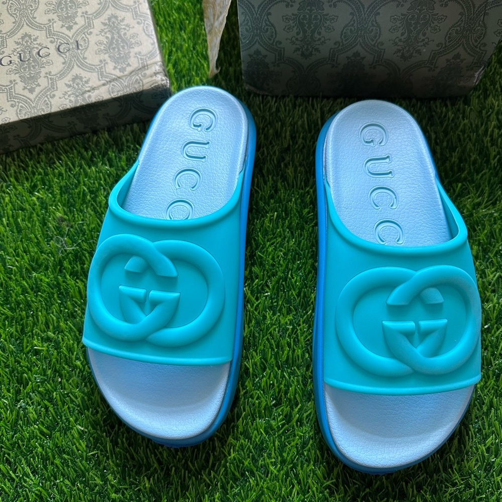 *SUMMER SALE* Gucci Sandals with Interlocking G